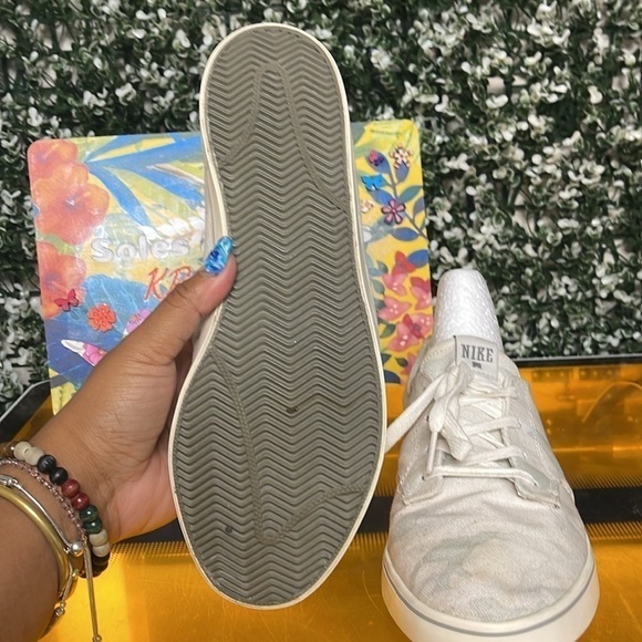 Nike Camo Sneakers - Picture 3 of 6